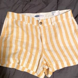 Old Navy shorts women size 12 NWT